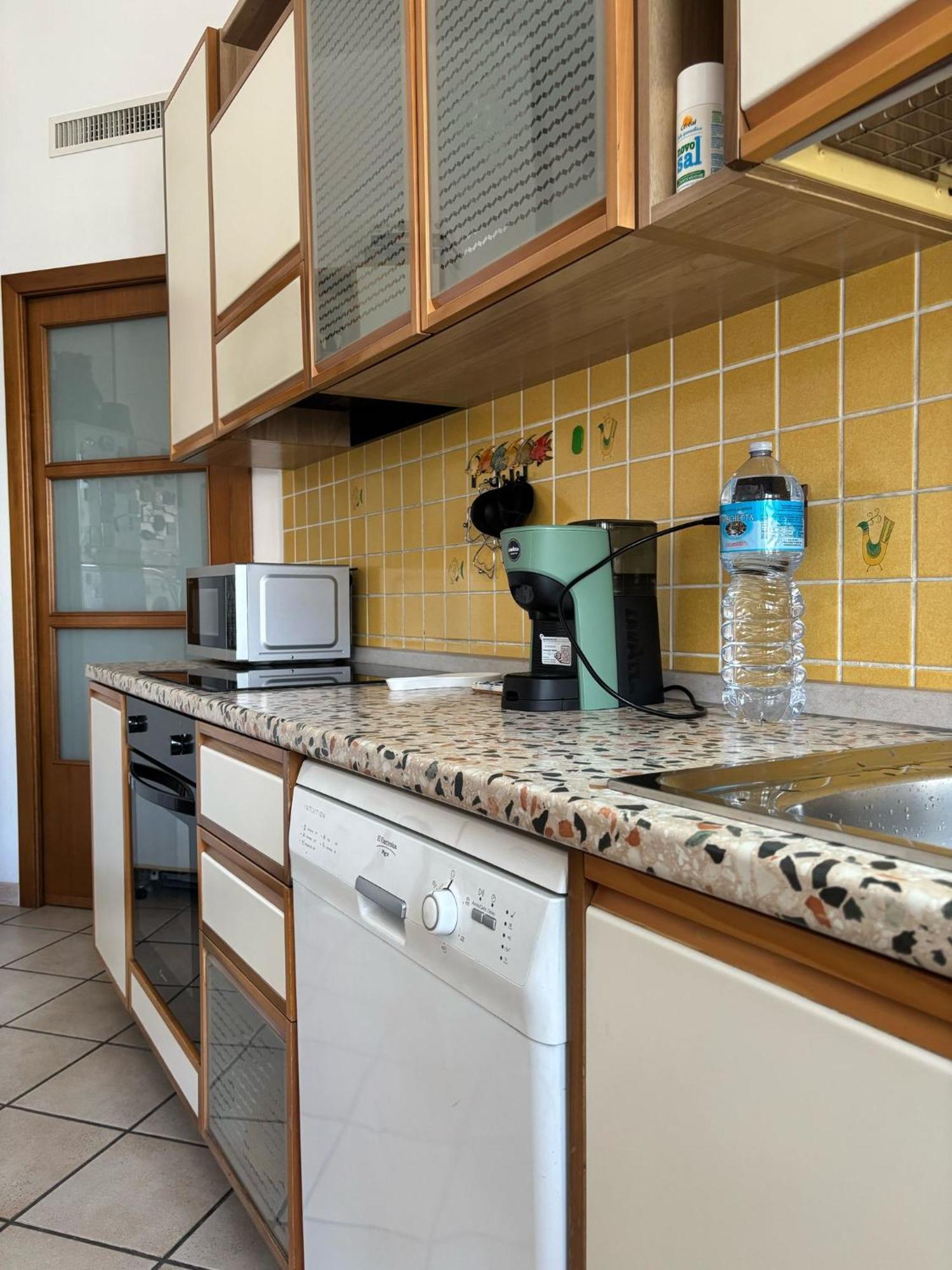 Bright Port View Apartment- Free Parking Cagliari Exterior photo